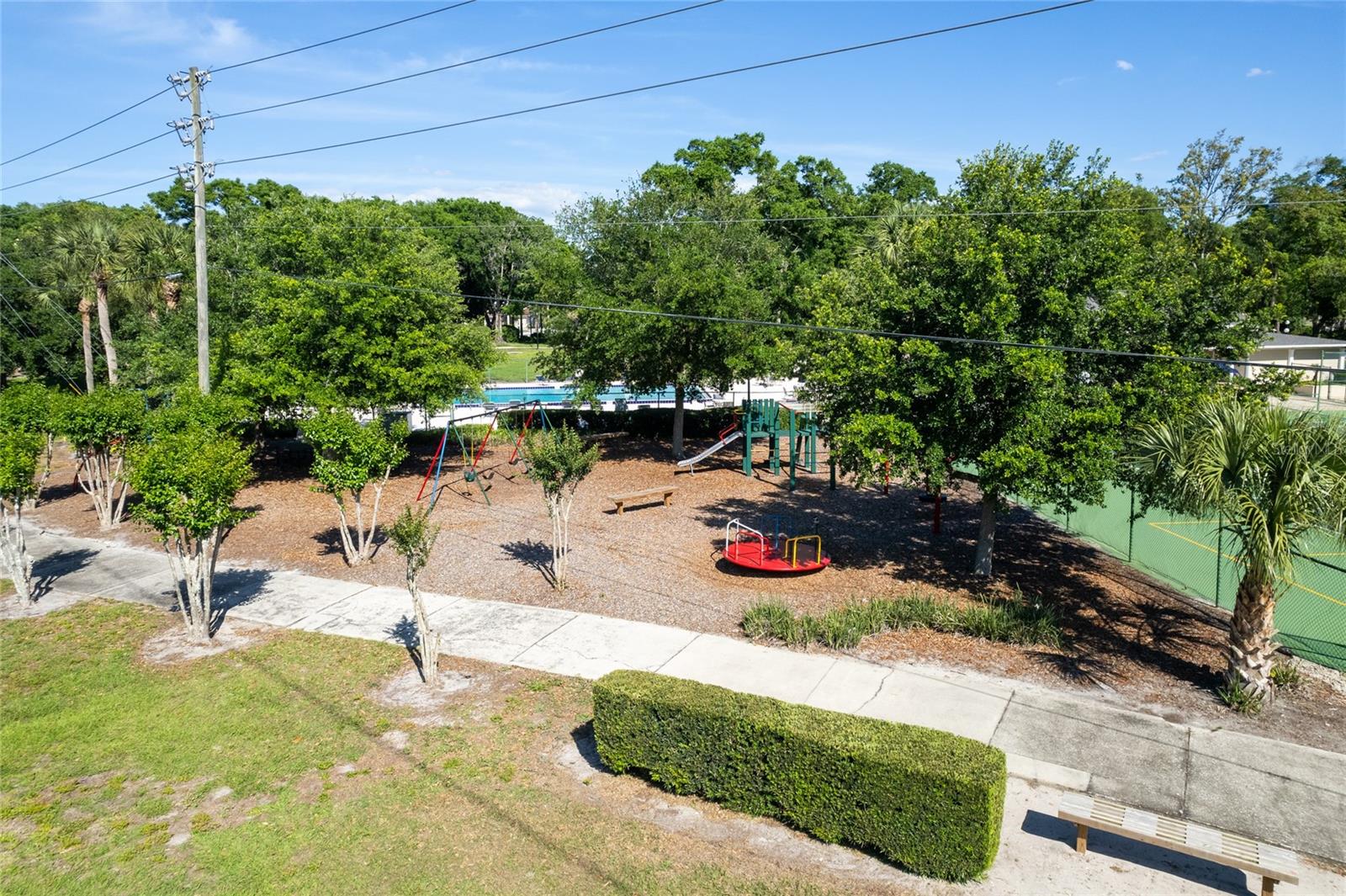 COUNTRY CREEK SOUTHRIDGE AT - Residential