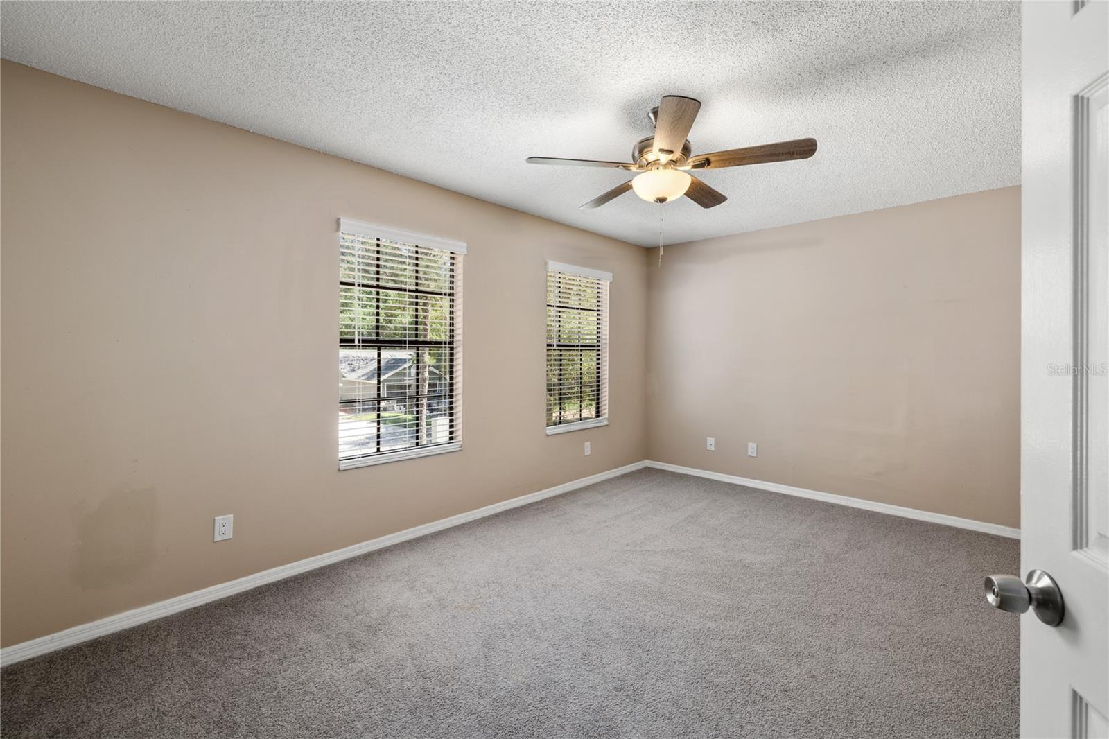 COUNTRY CREEK SOUTHRIDGE AT - Residential