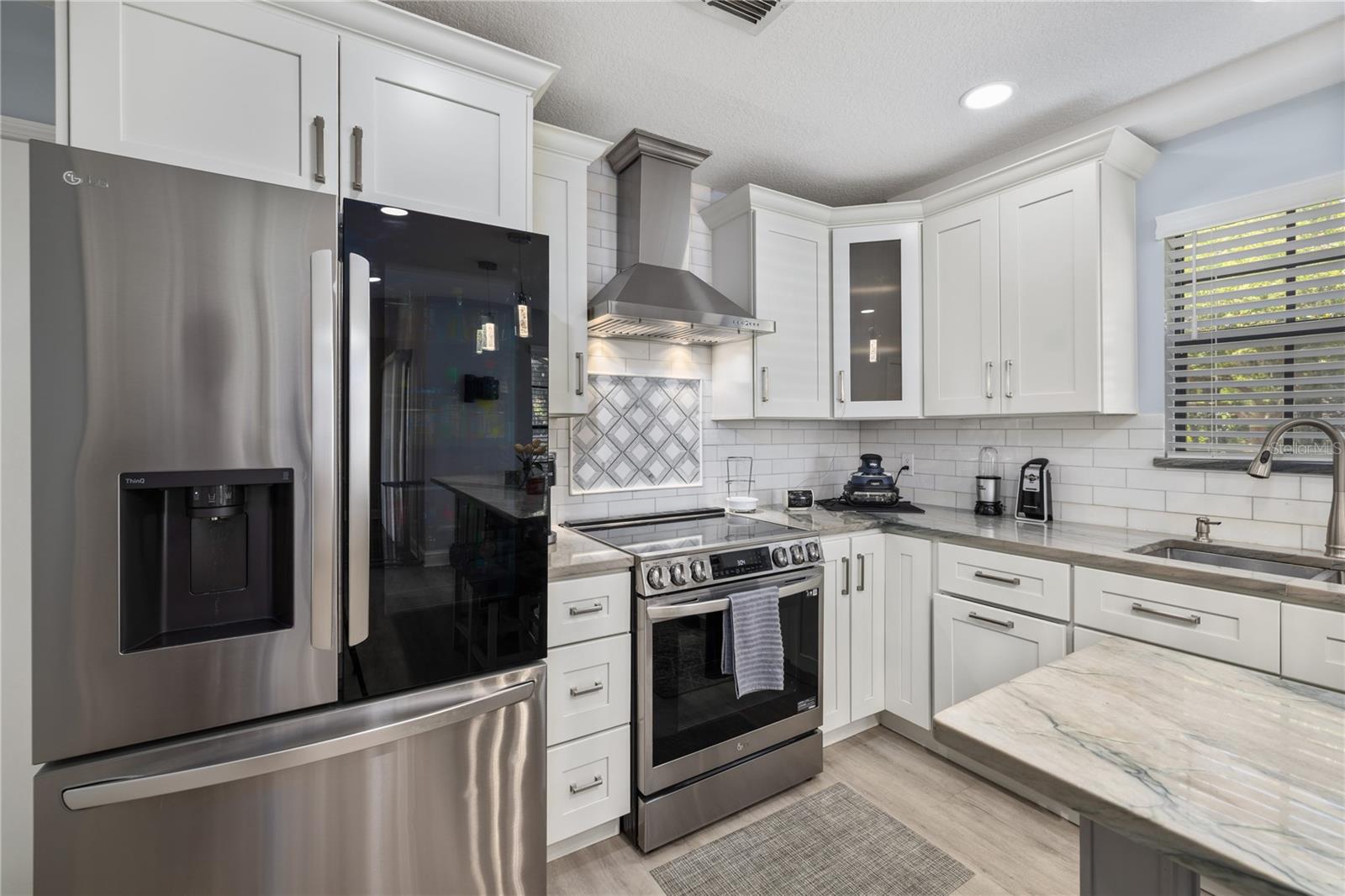 COUNTRY CREEK SOUTHRIDGE AT - Residential