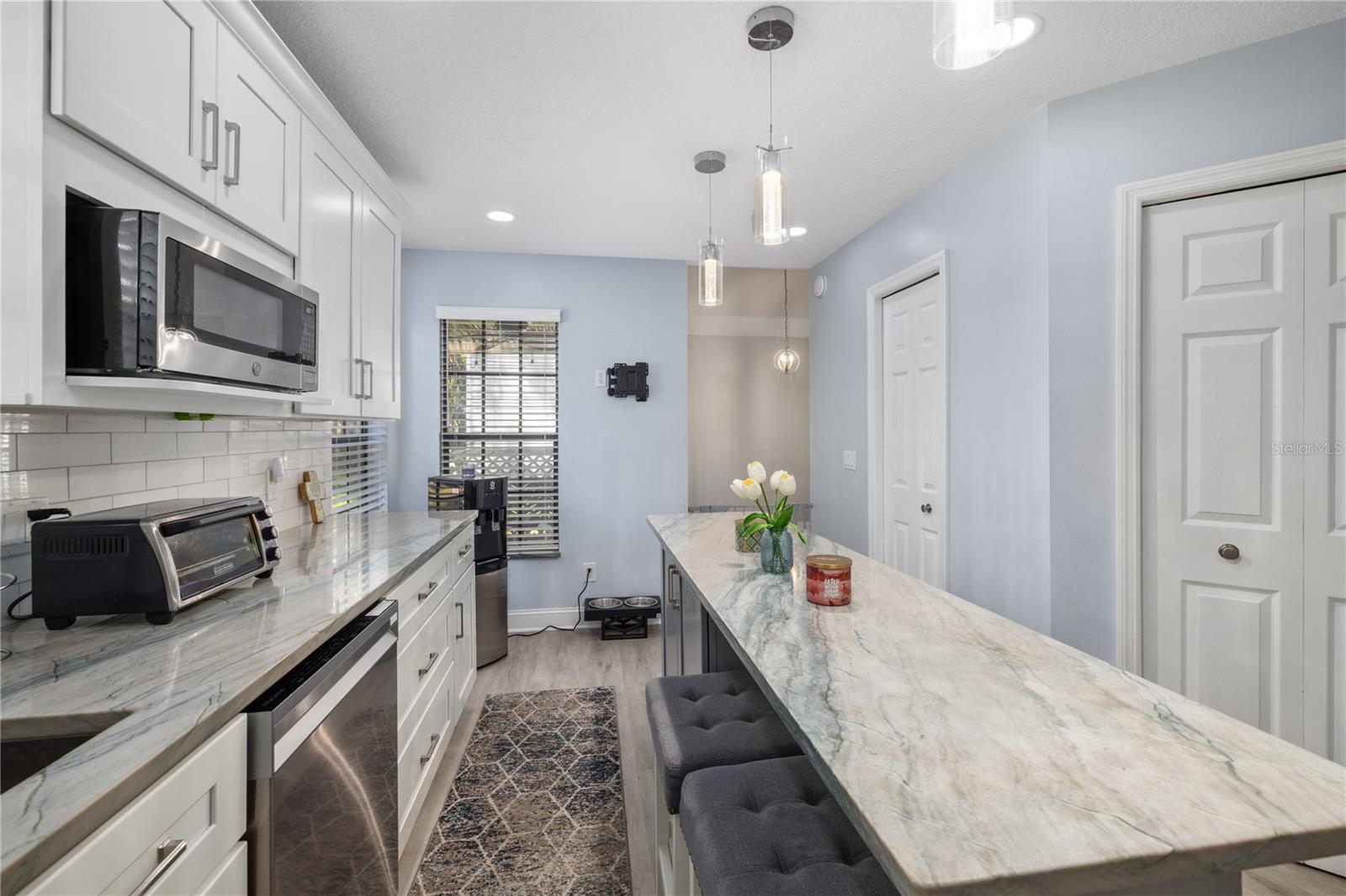 COUNTRY CREEK SOUTHRIDGE AT - Residential