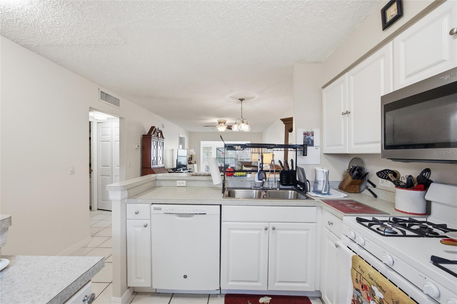 MISSION HILLS CONDO - Residential