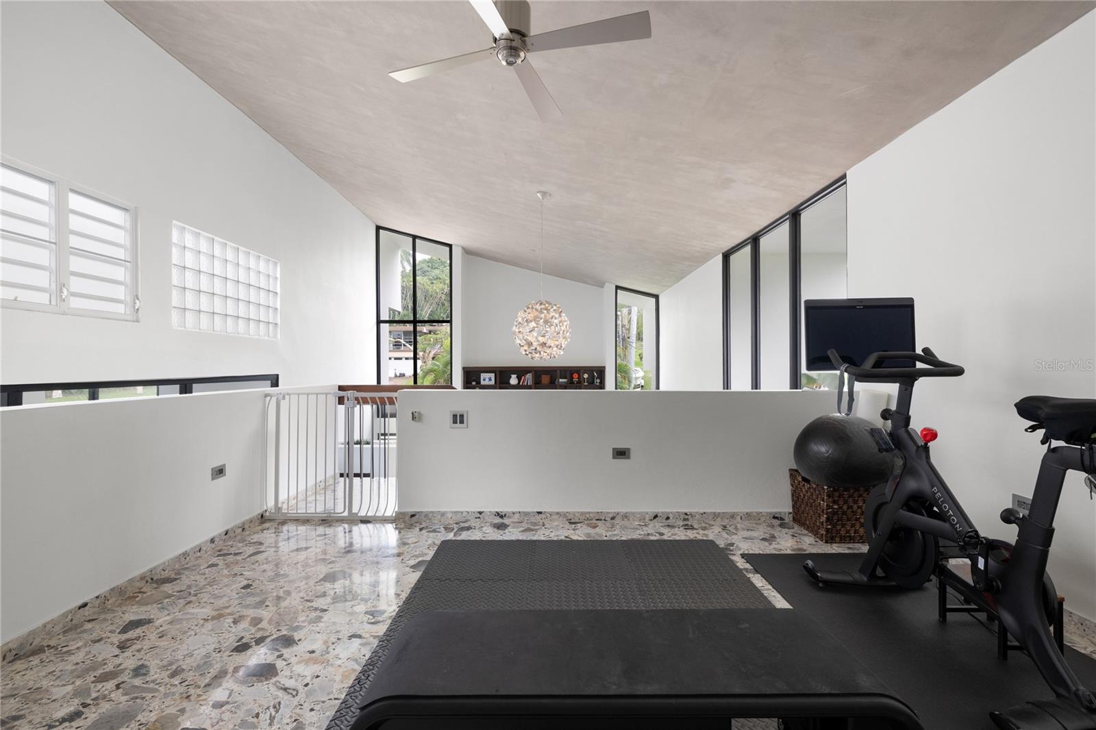 SUNSET HILLS - Residential