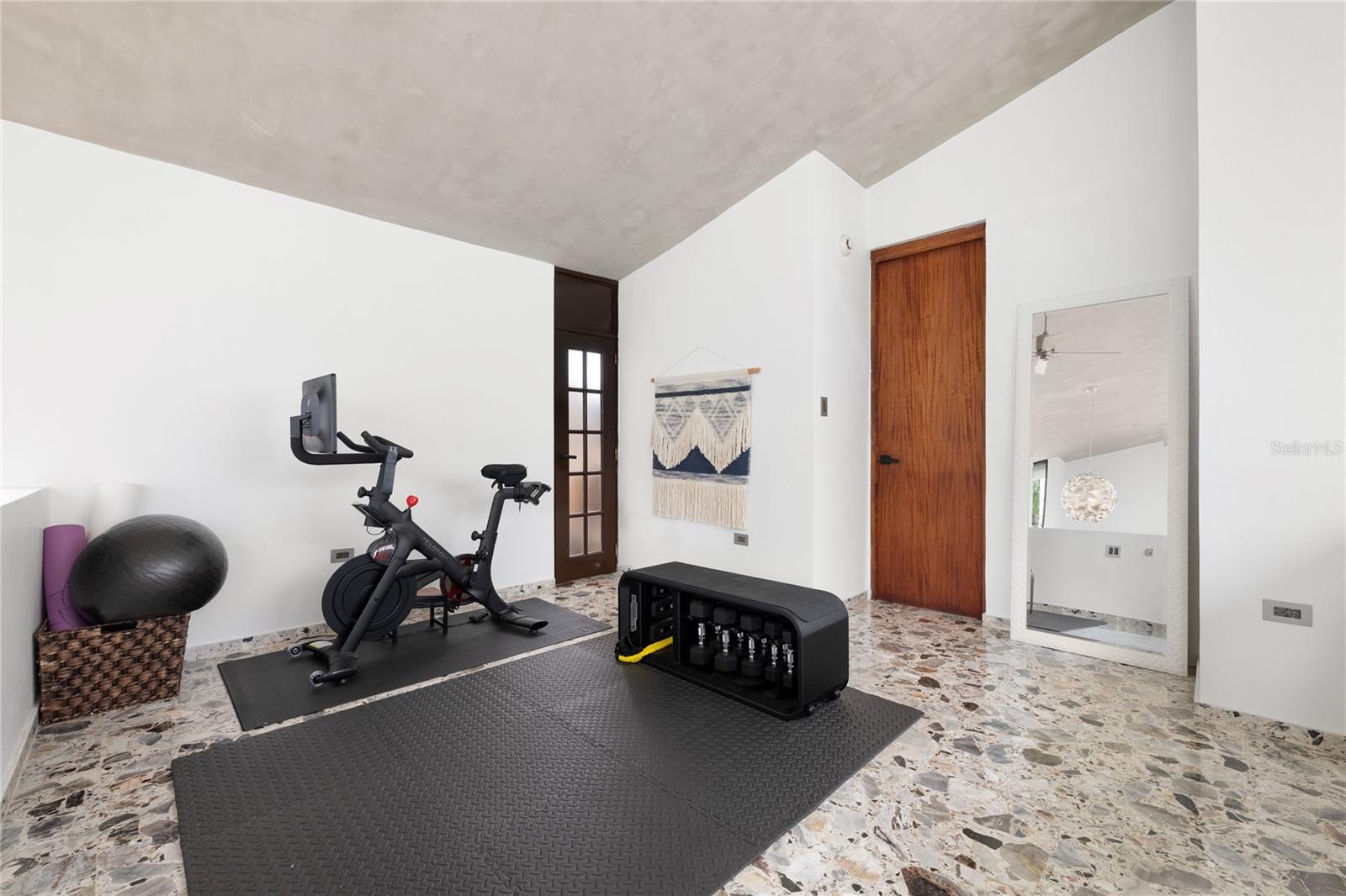 SUNSET HILLS - Residential