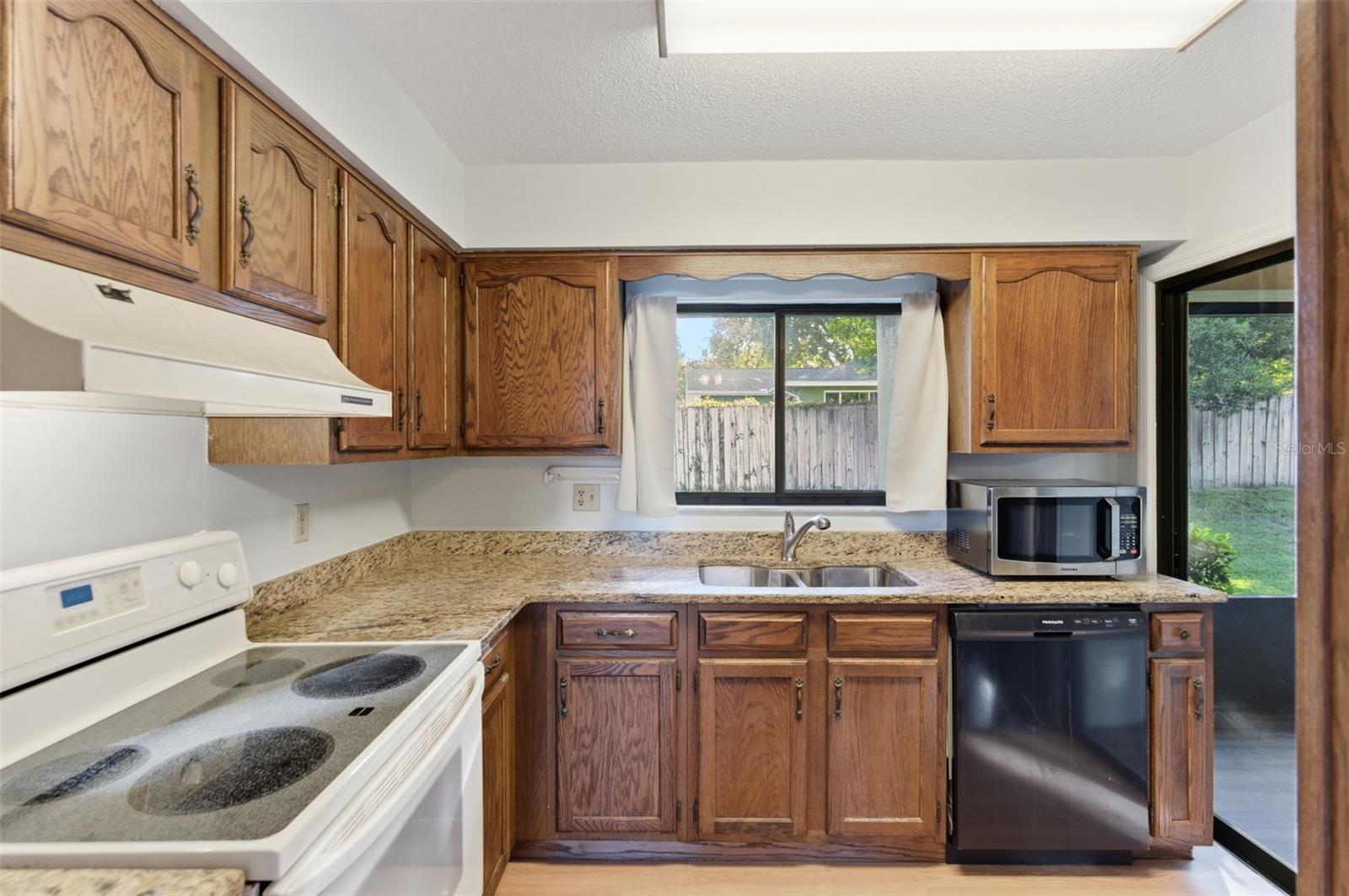 BREEZEWOOD VILLAGE PHASE IV - Residential