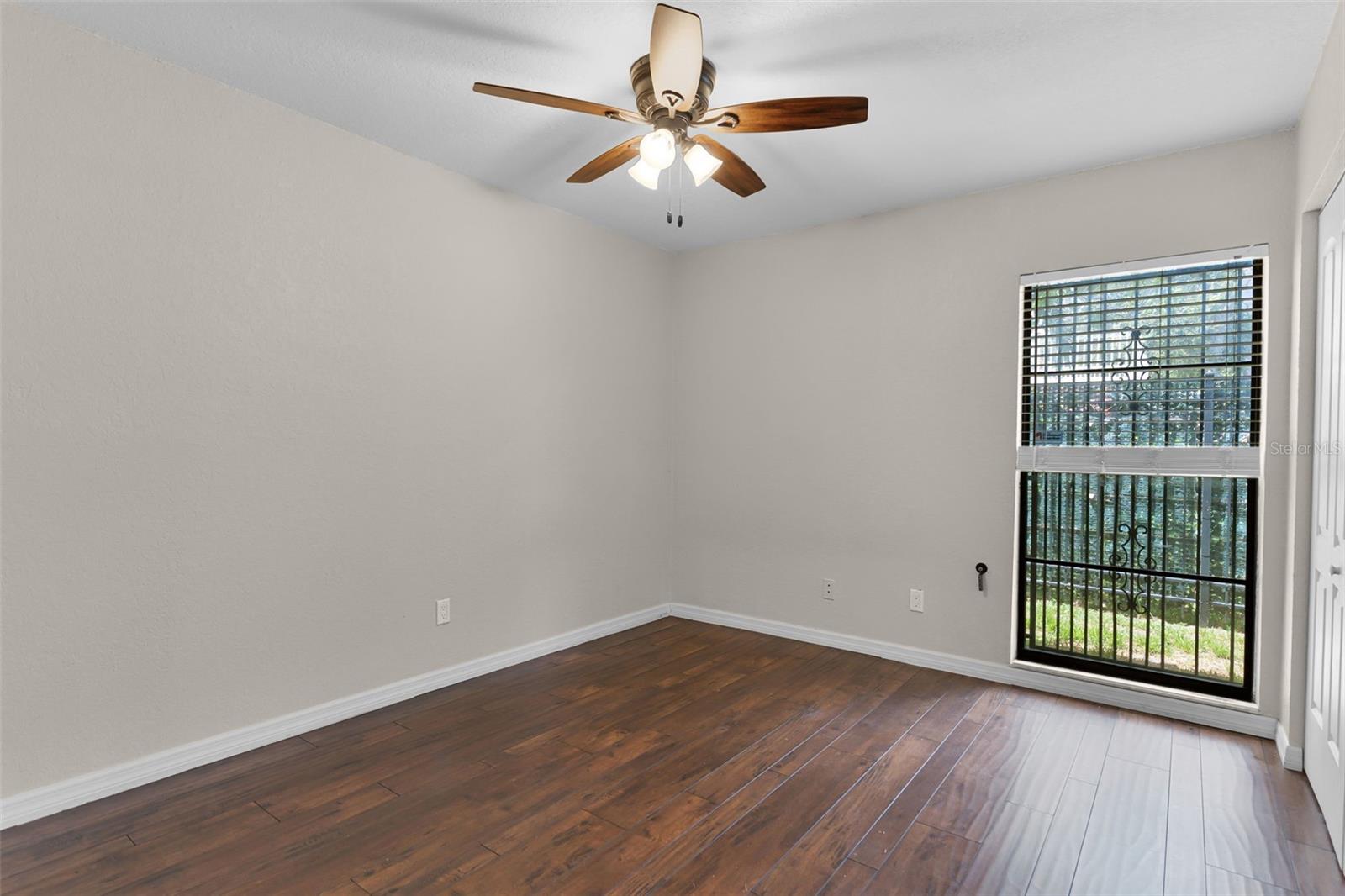 LAGO VISTA UNIT 2 - Residential Lease