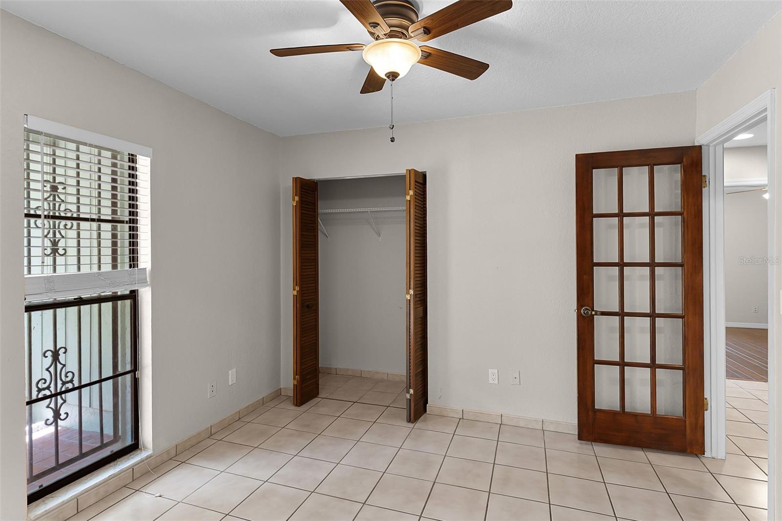 LAGO VISTA UNIT 2 - Residential Lease