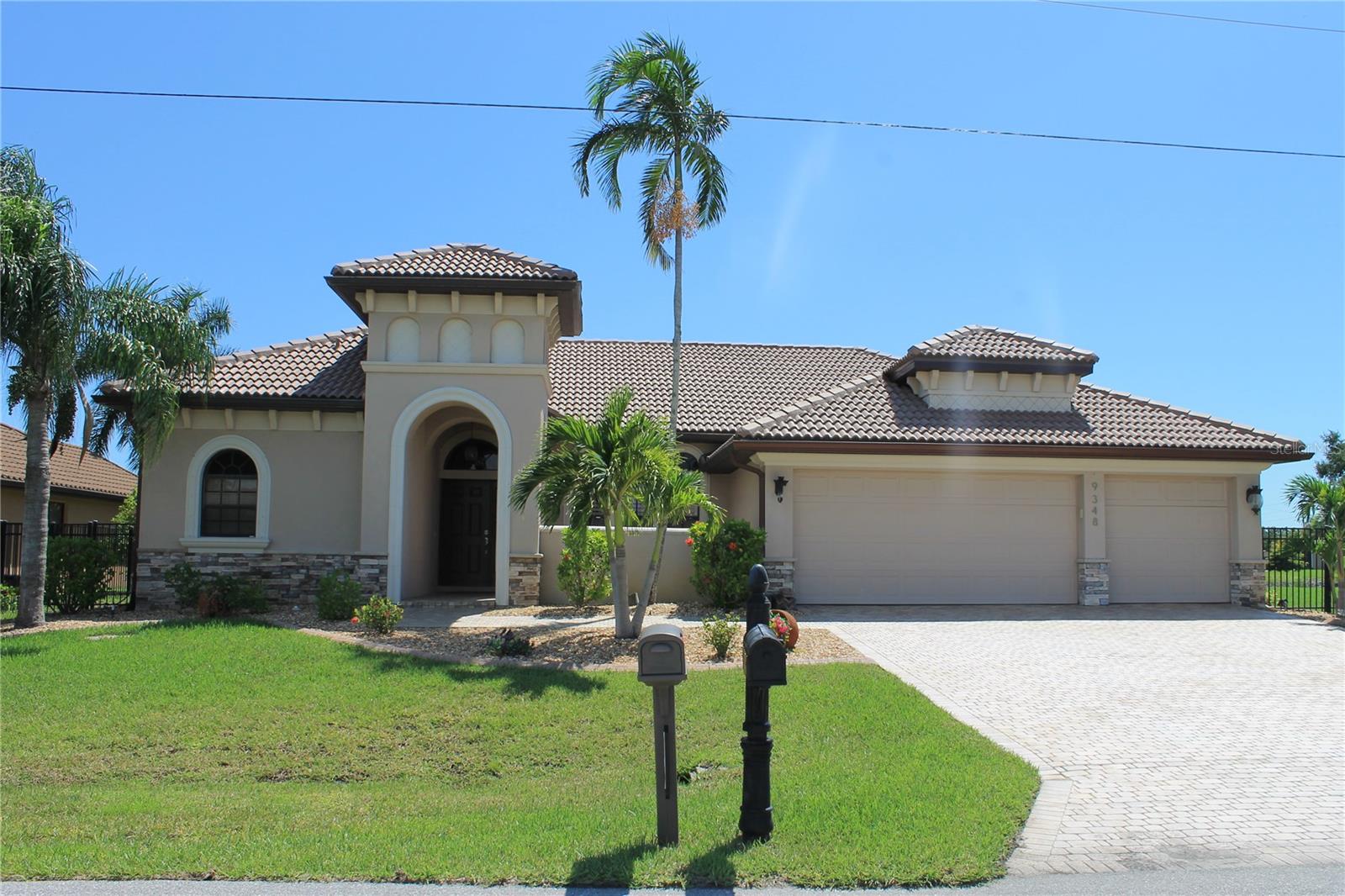9348 HIALEAH TERRACE