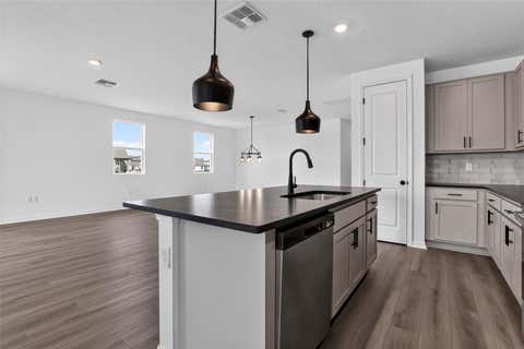 Tiny photo for 30149 Misty Pines Road, Mount Dora, FL 32757 (MLS # TB8523266)