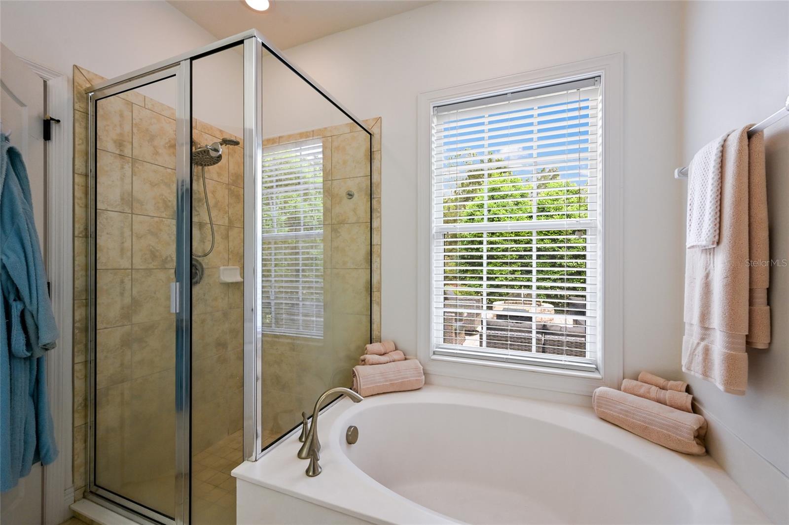 COUNTRY CLUB EAST AT LAKEWOOD RANCH OO1&2 - Residential