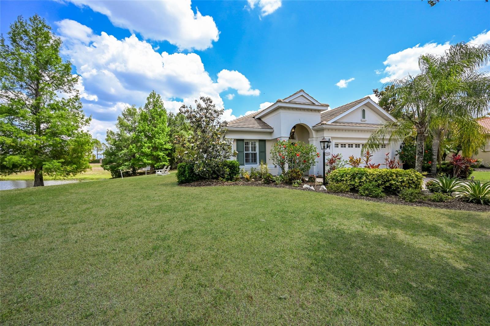 COUNTRY CLUB EAST AT LAKEWOOD RANCH OO1&2 - Residential
