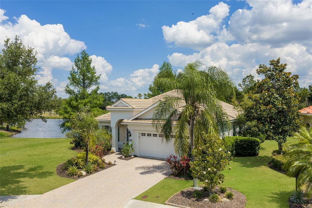 Photo of 15422 Helmsdale Place, Lakewood Ranch, FL 34202 (MLS # A4691804)