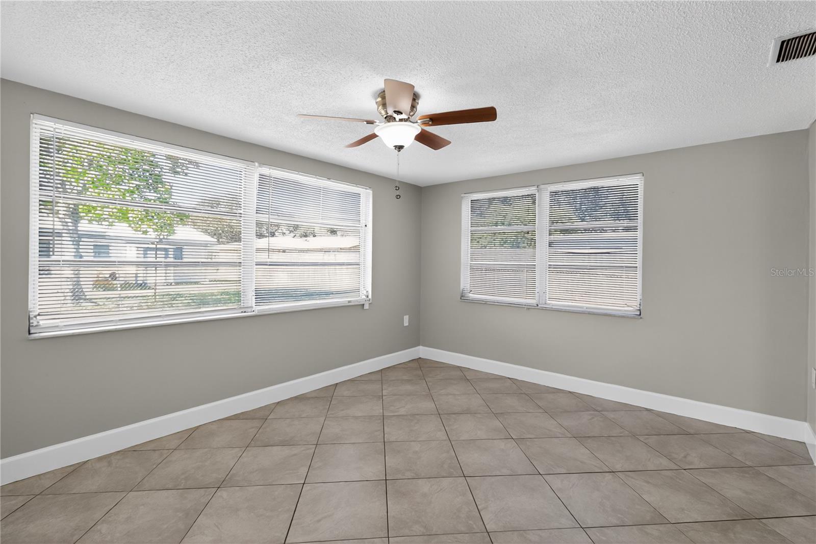 REGENCY PARK - Residential