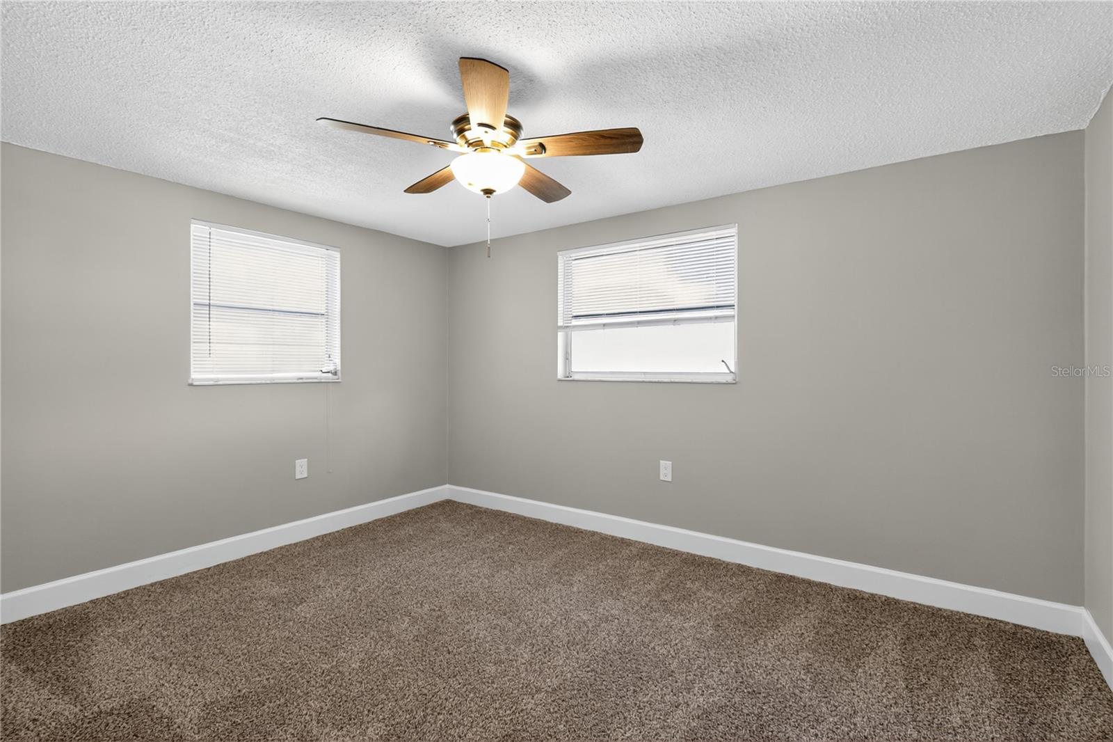 REGENCY PARK - Residential