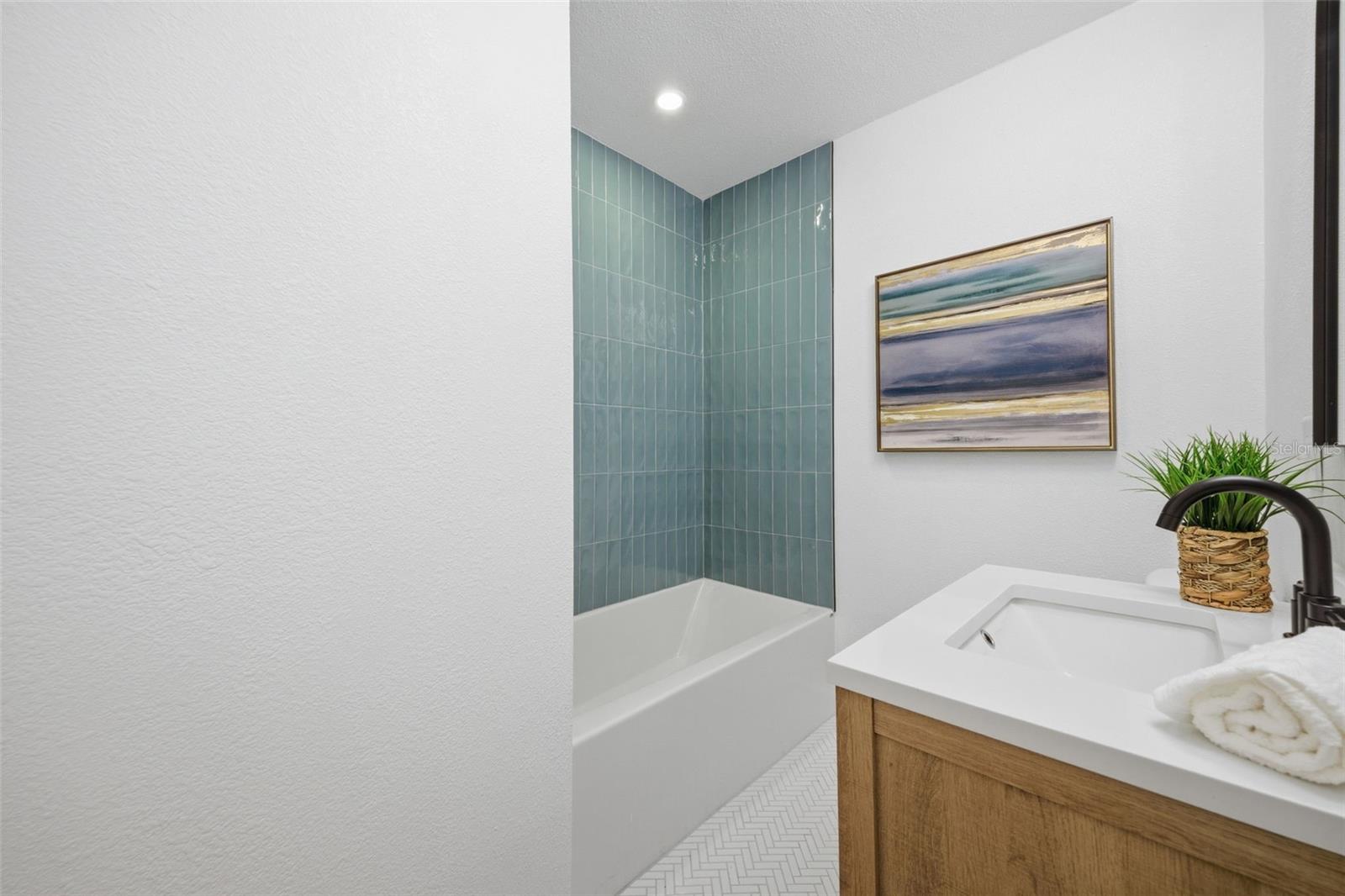 VIRGINIA HEIGHTS - Residential