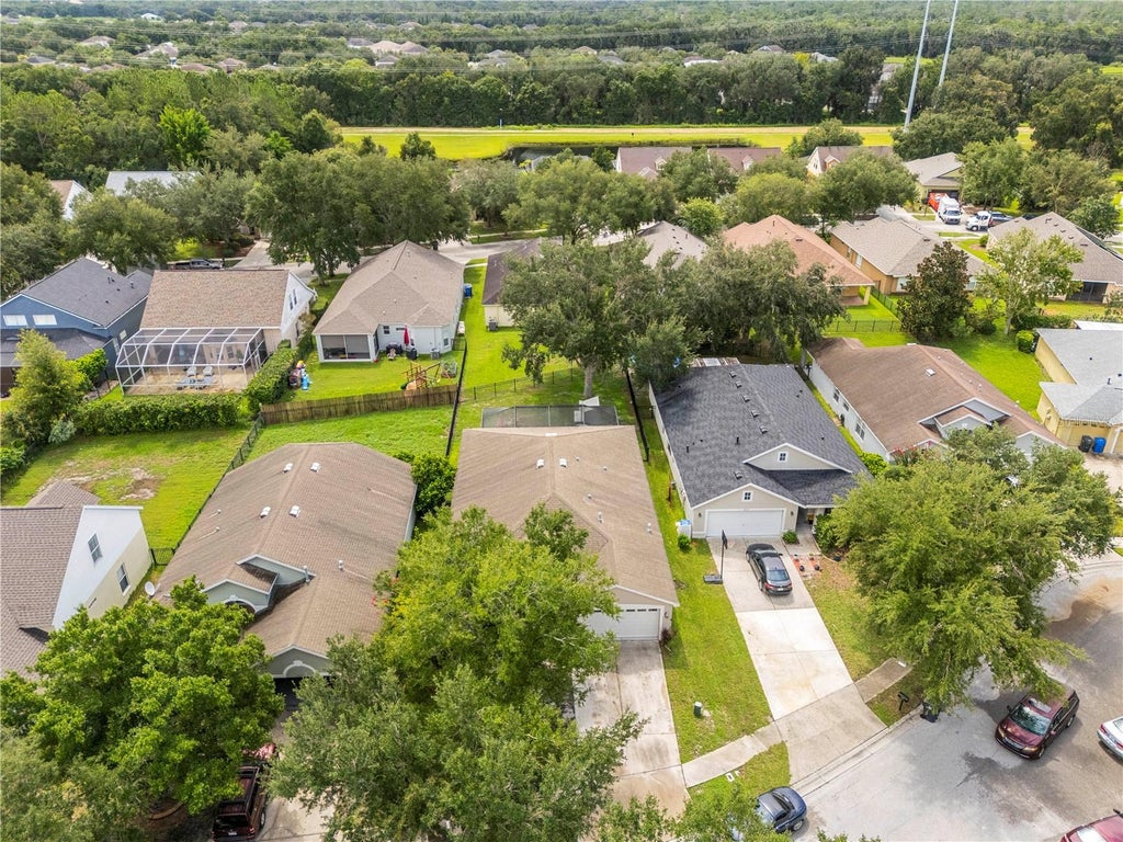 Photo of 16309 Bridgeglade Lane, Lithia, FL 33547 (MLS # TB8538092)