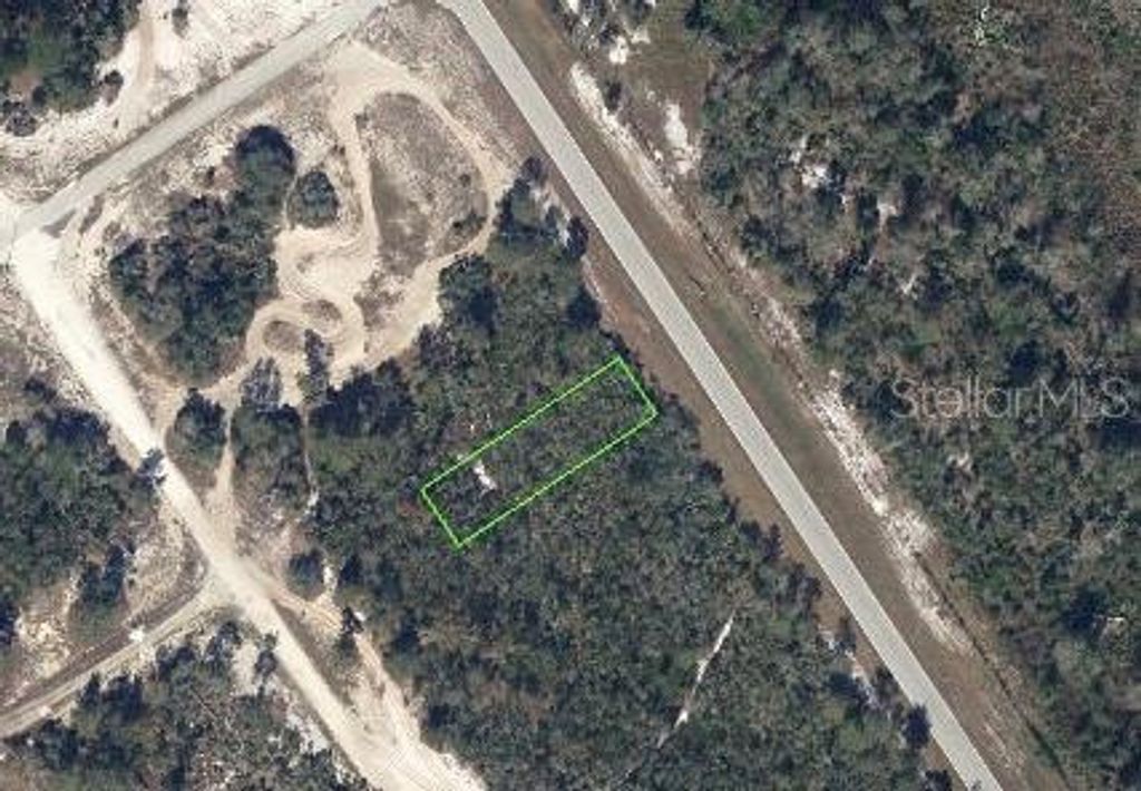 Photo of 949 County Road 29, Lake Placid, FL 33852 (MLS # O6381400)