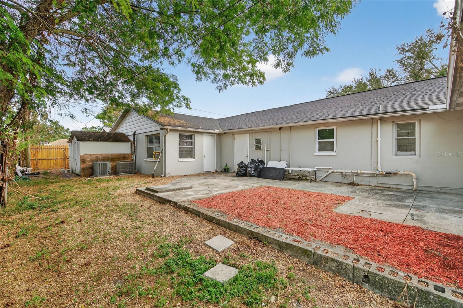 WASHINGTON TERRACE - Residential Lease