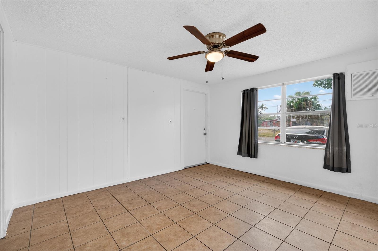 WASHINGTON TERRACE - Residential Lease