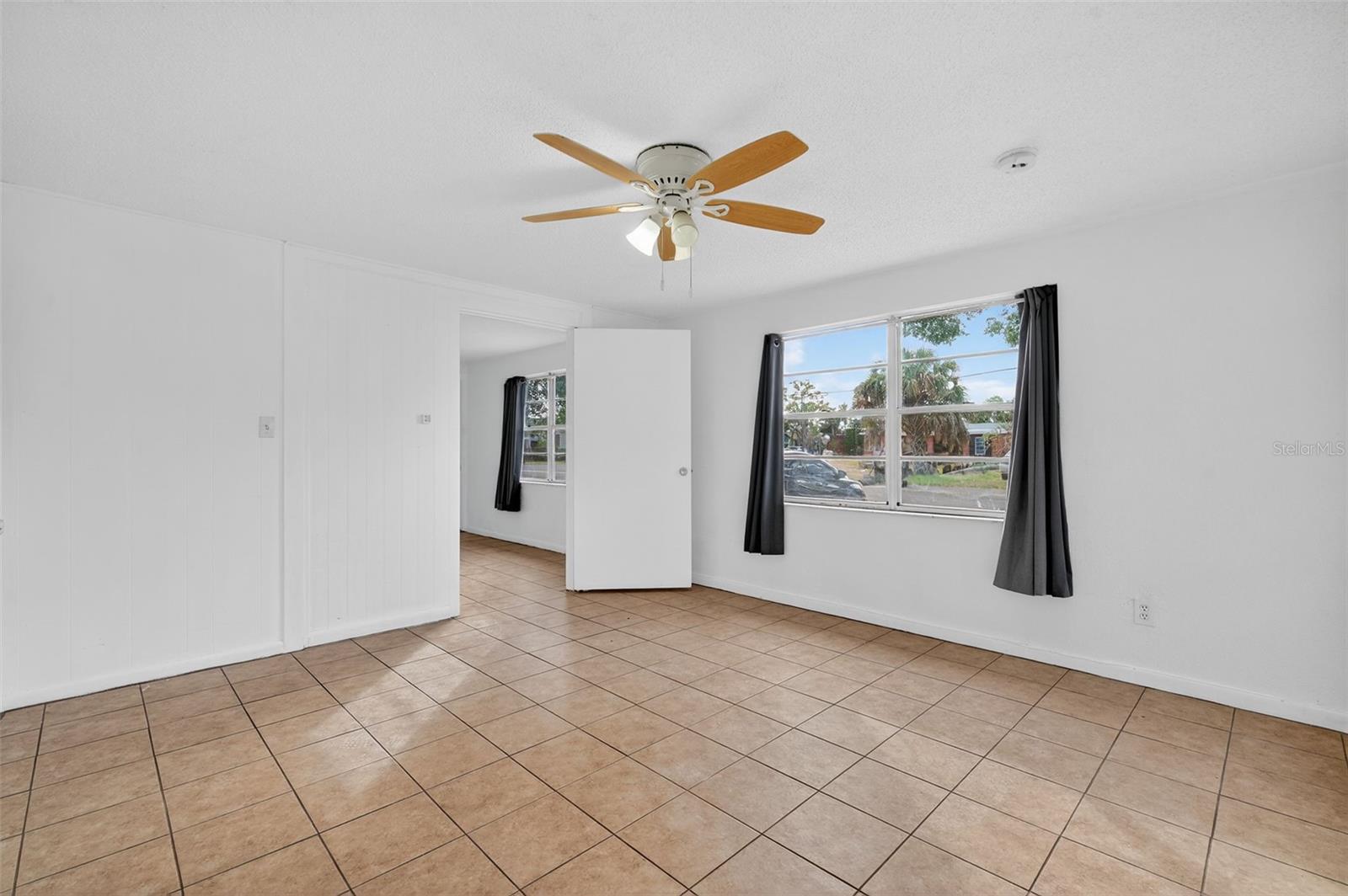 WASHINGTON TERRACE - Residential Lease