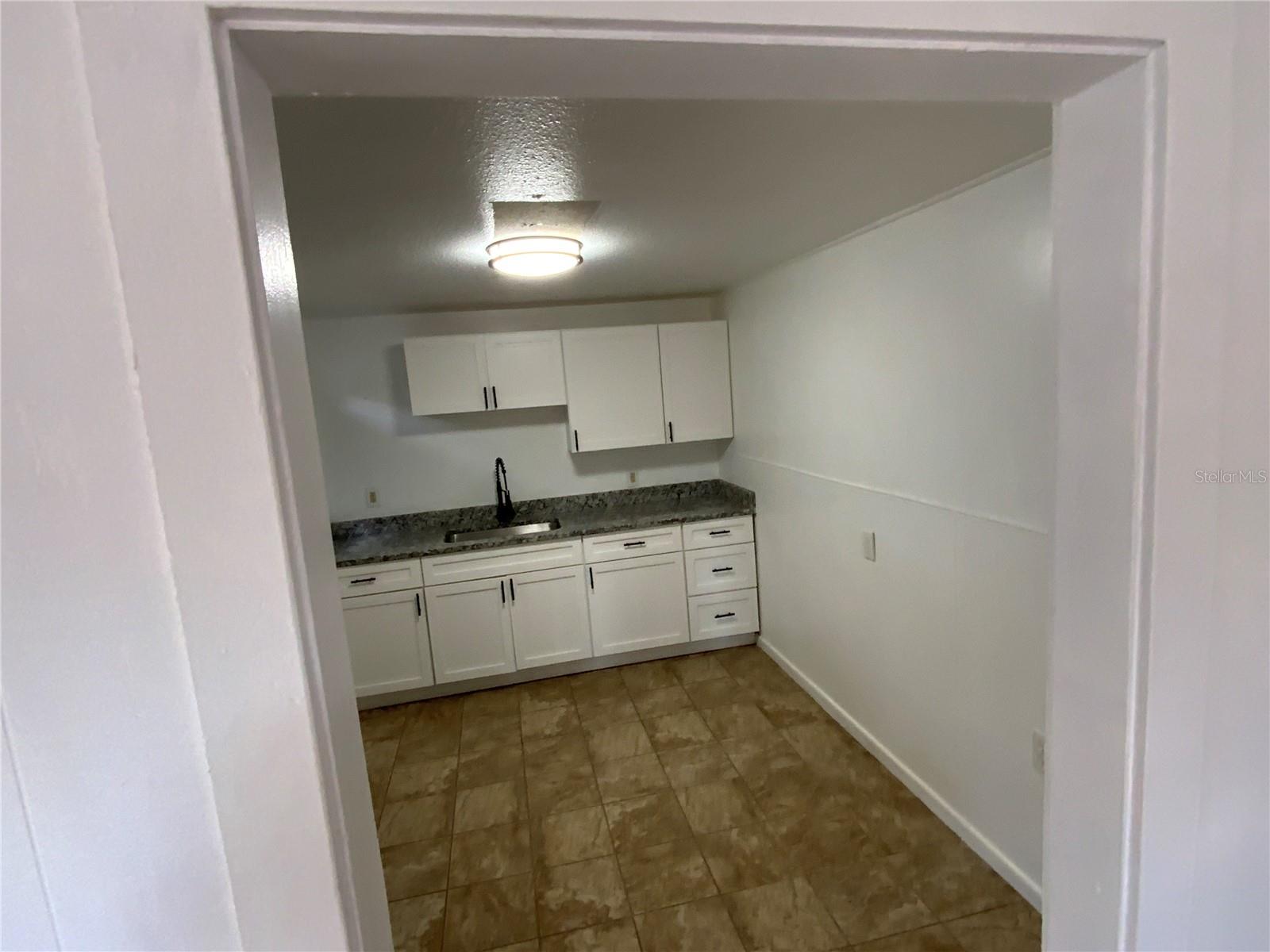 WASHINGTON TERRACE - Residential Lease