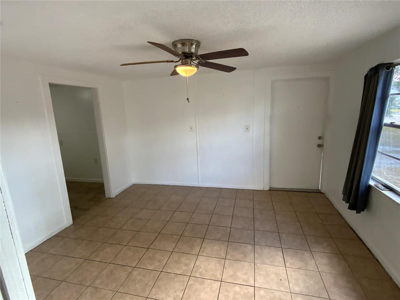 WASHINGTON TERRACE - Residential Lease