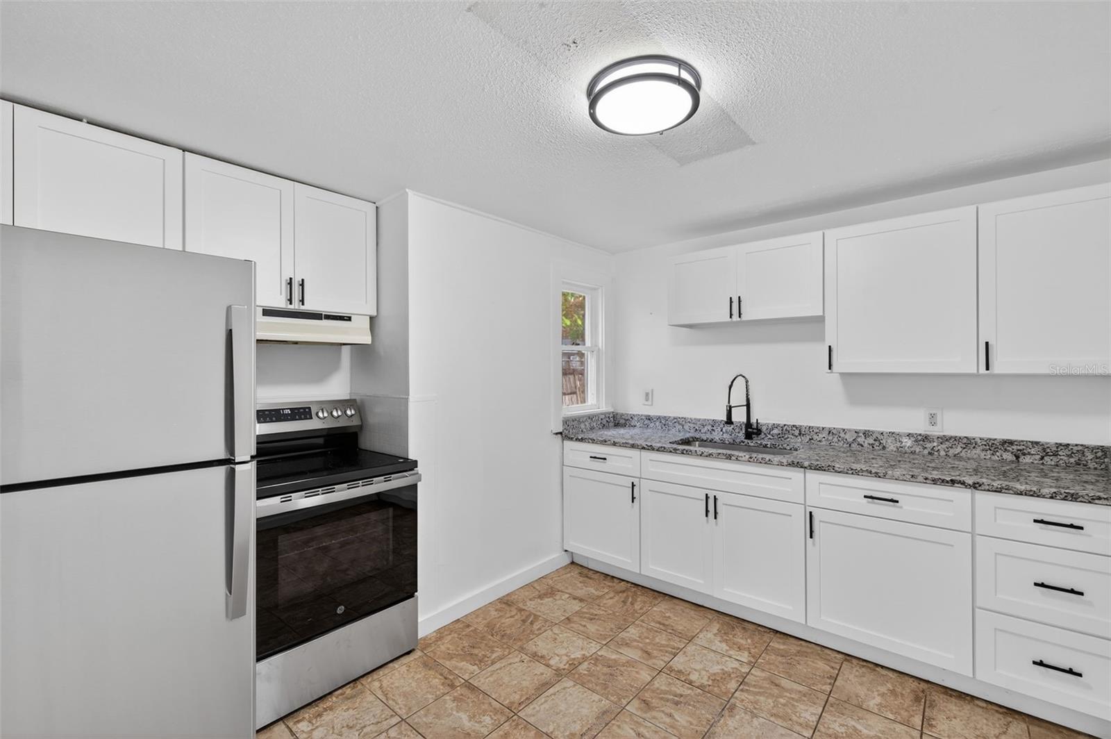 WASHINGTON TERRACE - Residential Lease