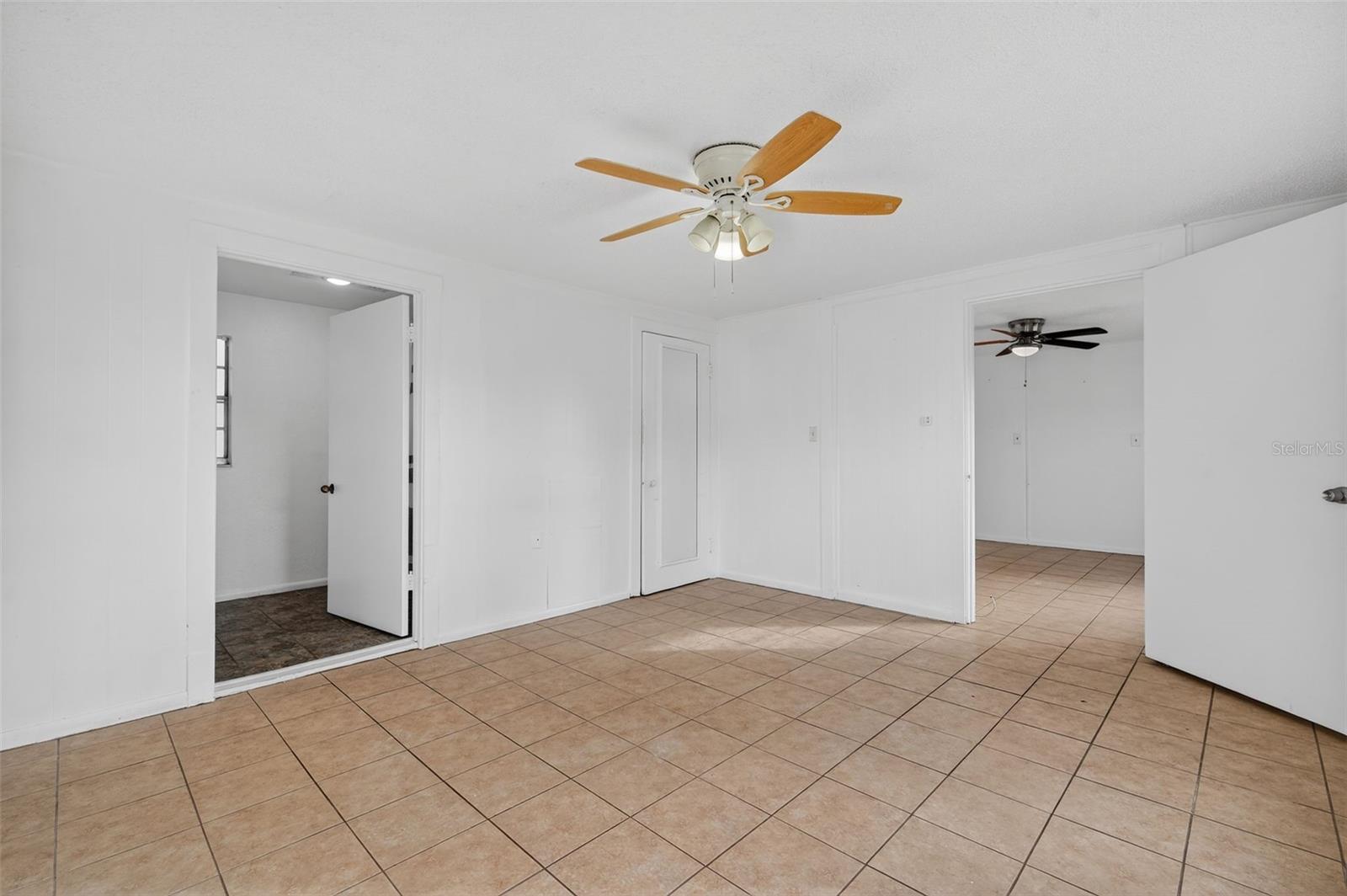 WASHINGTON TERRACE - Residential Lease