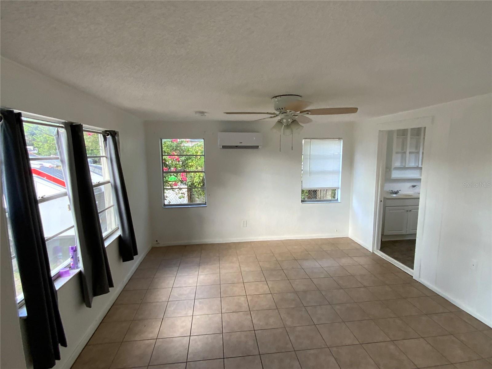 WASHINGTON TERRACE - Residential Lease