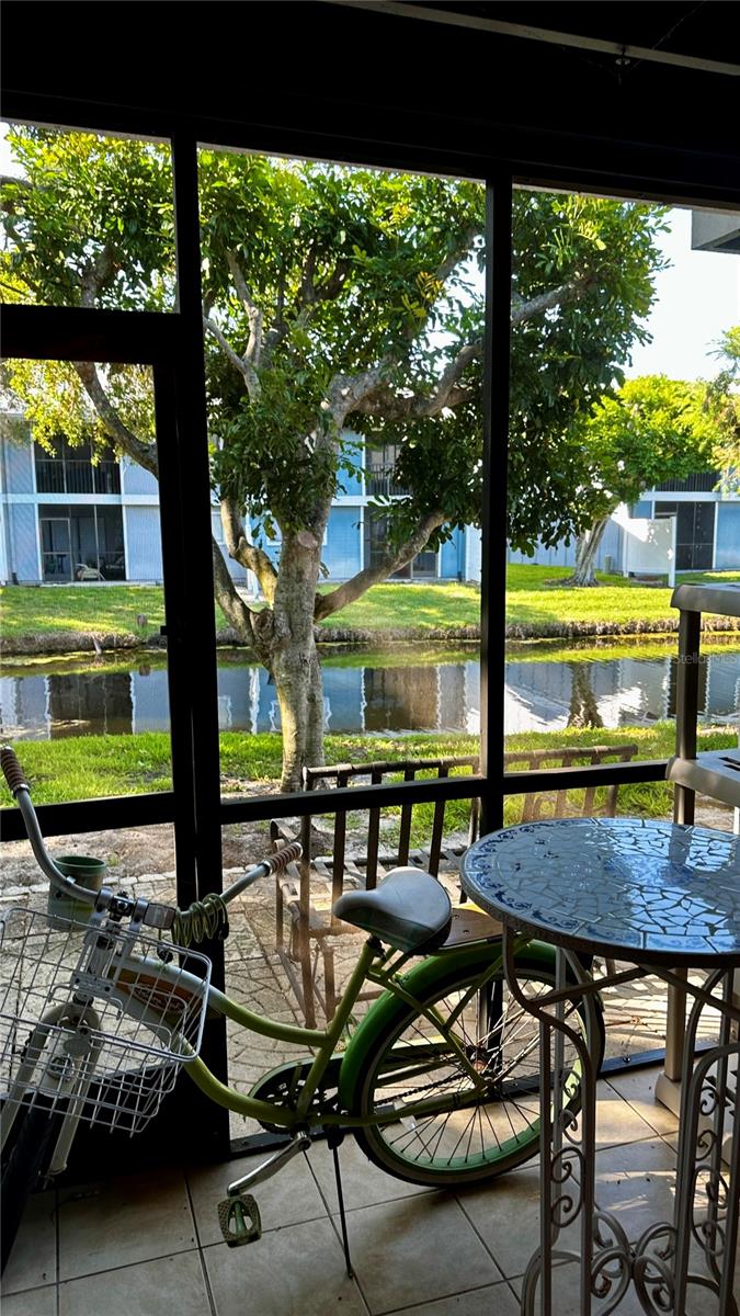 Unparalleled Value & Prime Location – A Lakefront Sanctuary Near IMG Academy. Discover an exquisite blend of comfort and convenience in this beautifully appointed 2-bedroom, 2-bathroom ground-floor condominium. With no stairs to navigate, this residence offers effortless accessibility while exuding refined elegance.
Nestled just two blocks from the prestigious IMG Academy, this lakeside gem offers serene water views from both a private screened lanai and an additional outdoor patio —a rare feature that enhances the tranquility of your living space.
Enjoy the convenience of one assigned parking space just steps from your front door, with three additional guest spaces for visitors. The property’s premium location places you closest to the tennis court, with ongoing enhancements underway for an even more polished experience.
Indulge in the array of resort-style amenities, including a clubhouse with a fitness center, a sparkling swimming pool, and inclusive services such as pest control, water, trash, and cable/internet—all covered by the HOA. The owner is only responsible for electricity, ensuring a hassle-free lifestyle.
Inside, this thoughtfully designed home features a separate, closeted laundry area complete with a washer and dryer, and a newly installed front screen door to invite fresh breezes throughout the space. The second full bath and spacious second bedroom provide both comfort and privacy.
Ideally located, this property offers seamless access to top-tier shopping and dining in Bradenton, and is just:
?? **8.5 miles to the pristine shores of Bradenton Beach on Anna Maria Island and 5.7 miles to SRQ International Airport
With a brand-new AC installed in 2022, this home is move-in ready. Furniture is also available for added convenience. Don’t miss this incredible opportunity to own a lakefront retreat in one of the area’s most sought-after locations!