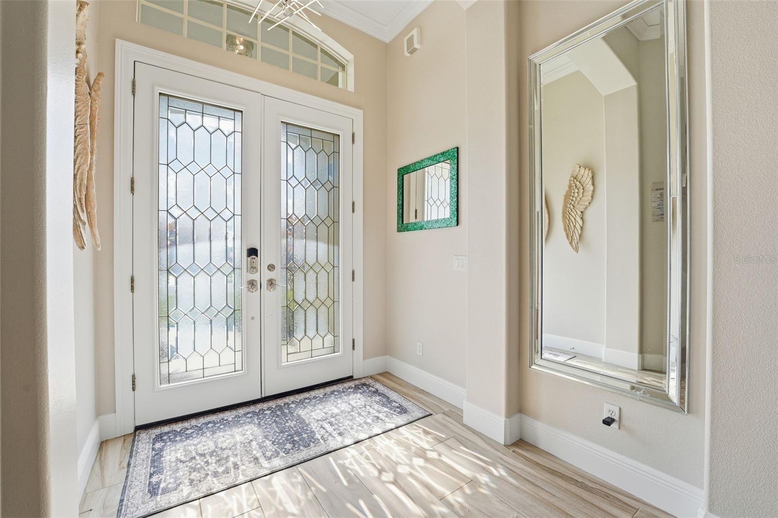 SECLUDED OAKS - Residential Lease