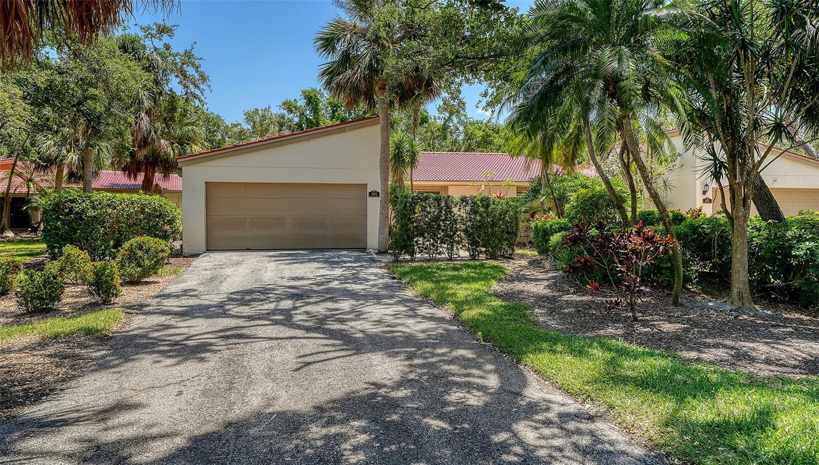 3605 QUAIL HOLLOW LANE