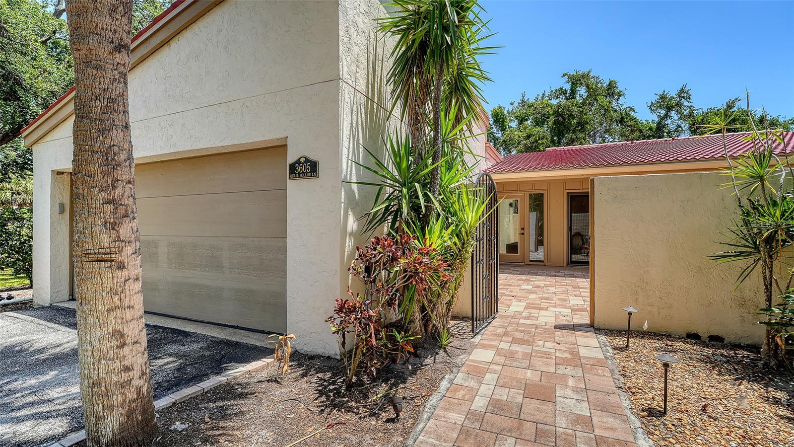 3605 QUAIL HOLLOW LANE