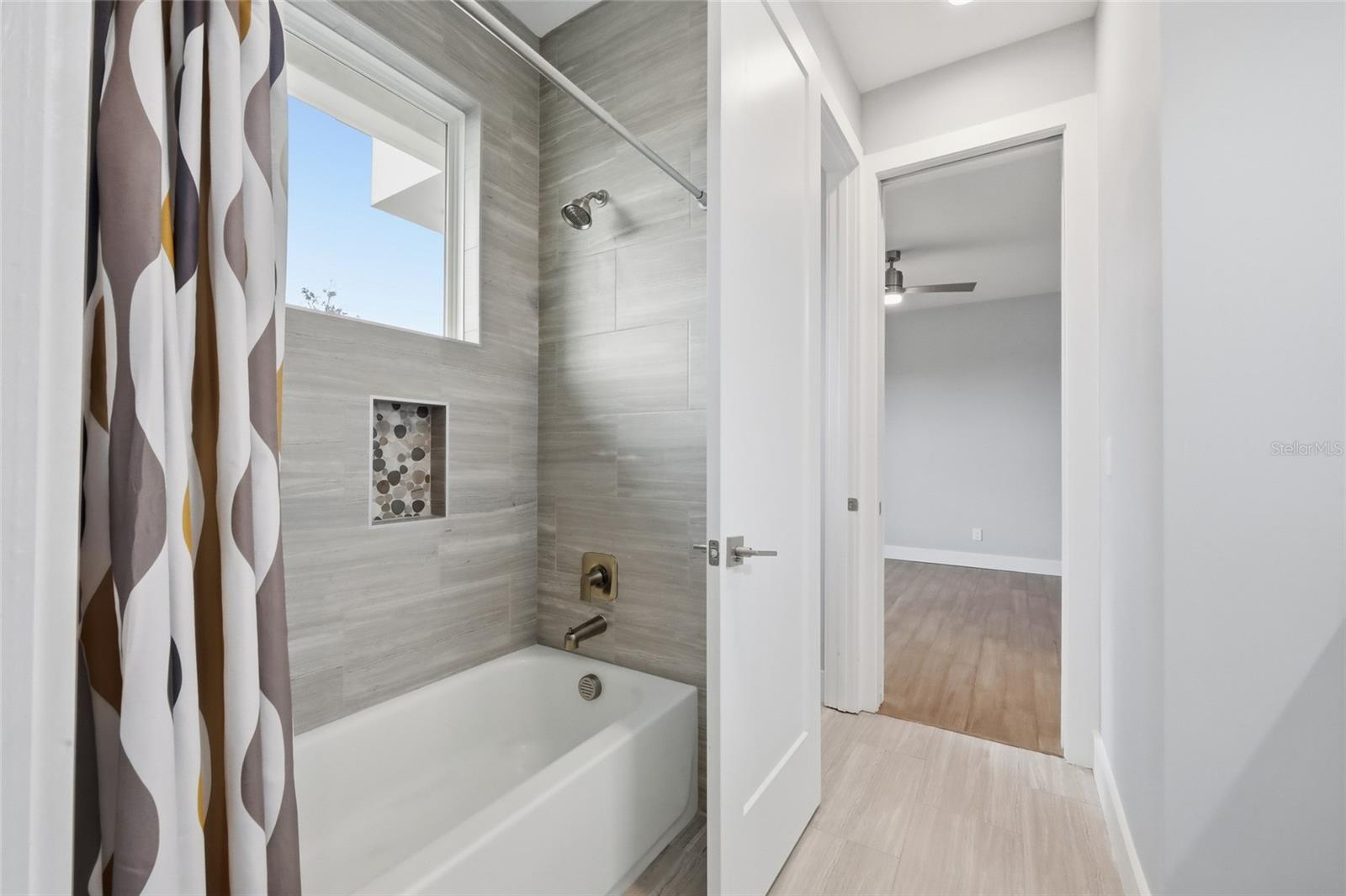 HAWLEYS SUB - Residential