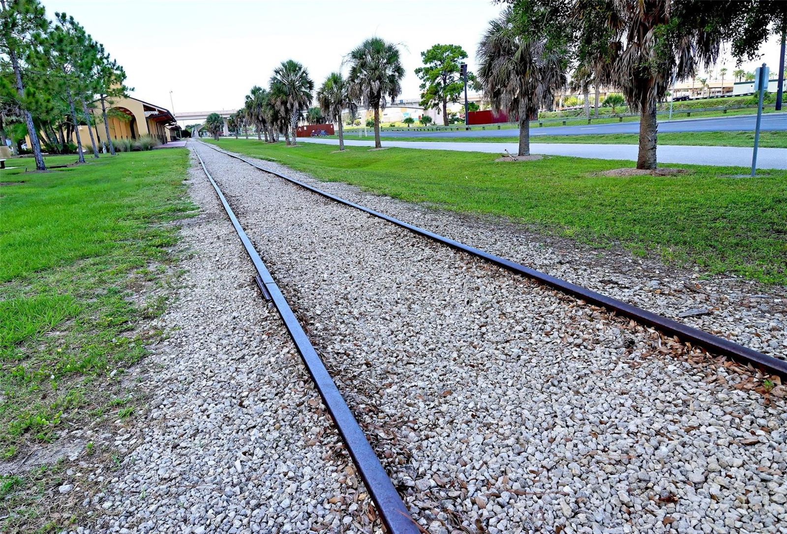 METES AND BOUNDS, LONG LEGAL DESCRIPTION - Residential Income