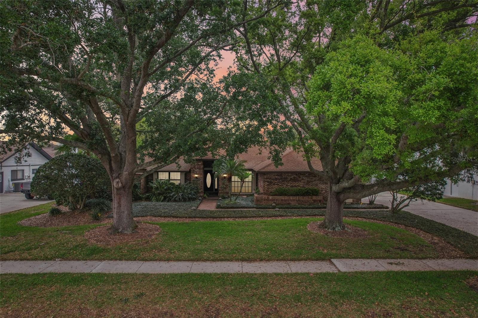 THE MANORS AT CRYSTAL LAKES - Residential