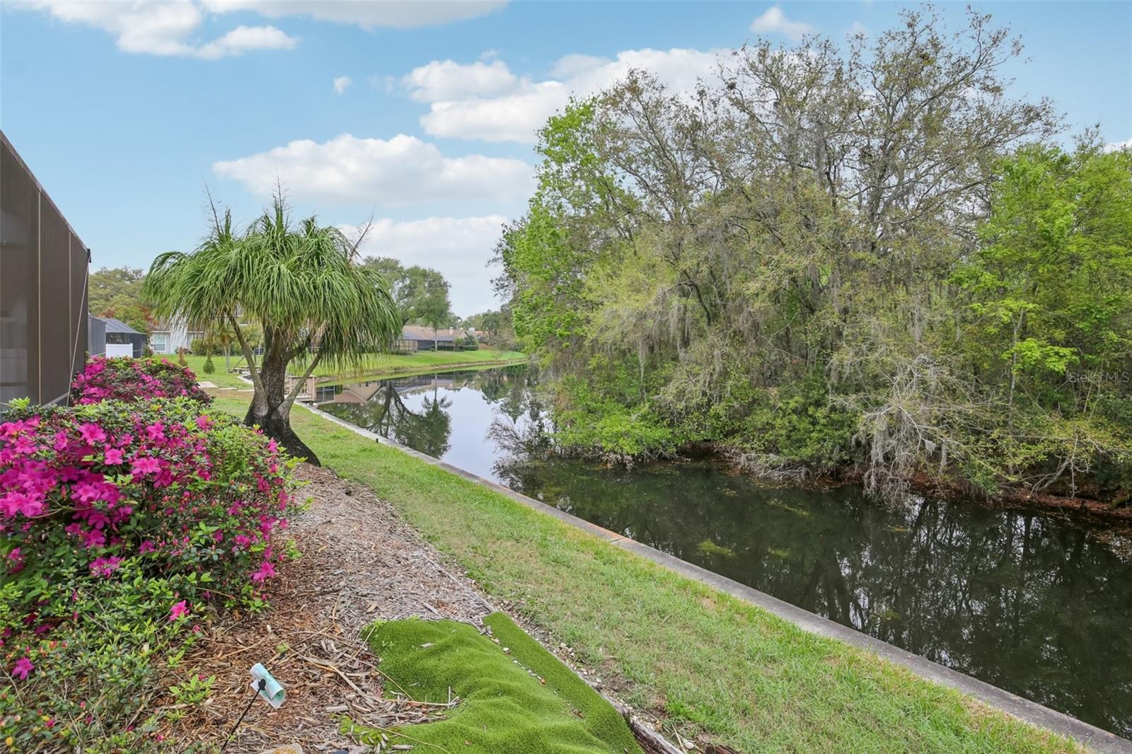 THE MANORS AT CRYSTAL LAKES - Residential