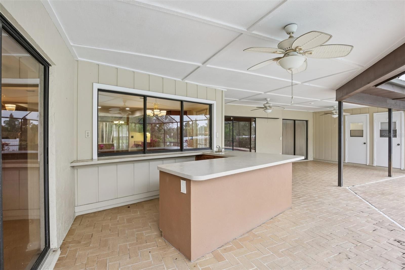 THE MANORS AT CRYSTAL LAKES - Residential