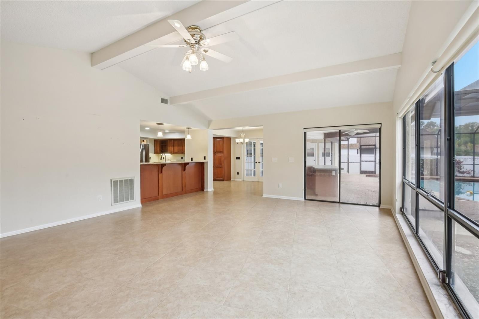 THE MANORS AT CRYSTAL LAKES - Residential