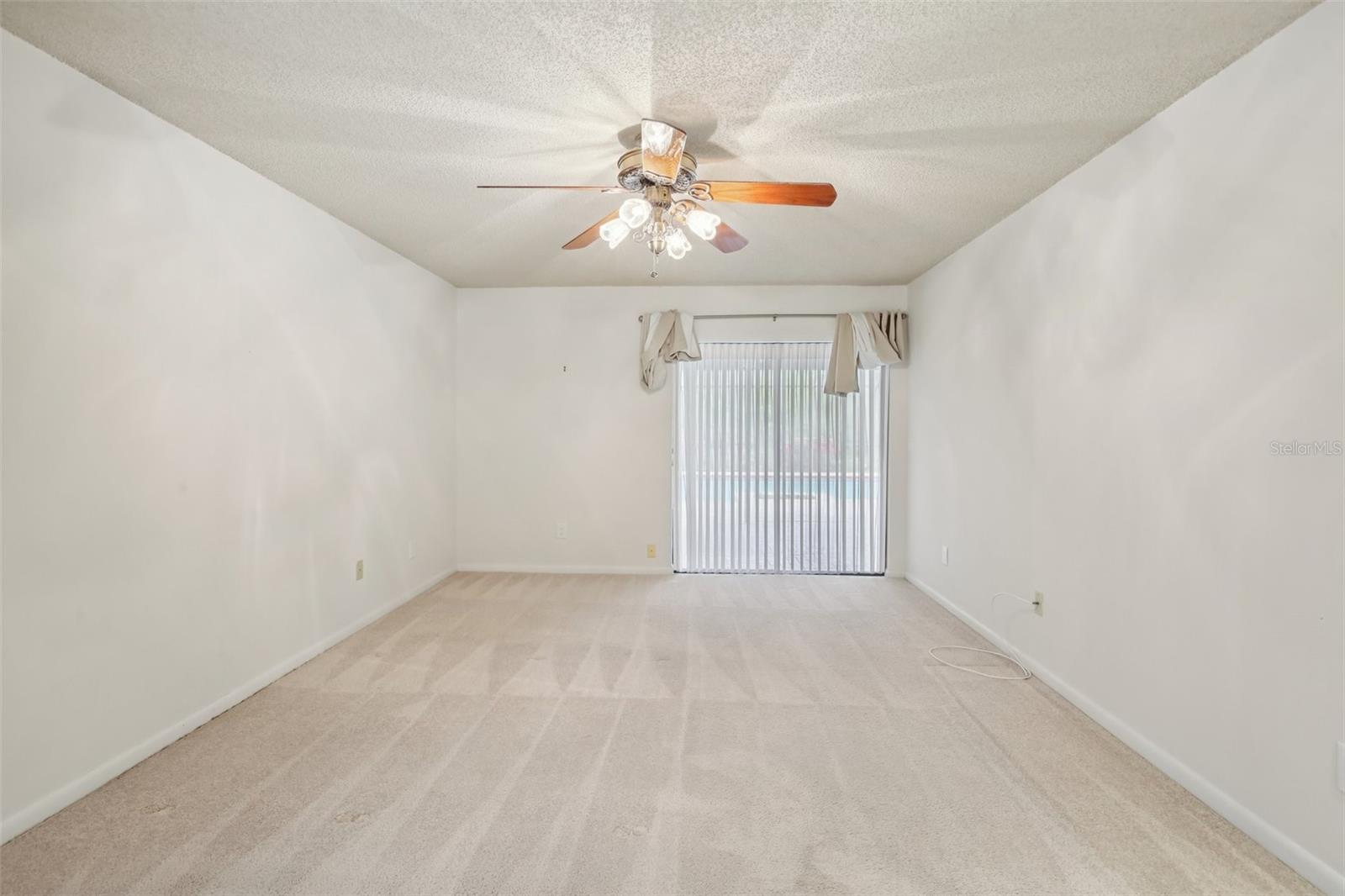 THE MANORS AT CRYSTAL LAKES - Residential