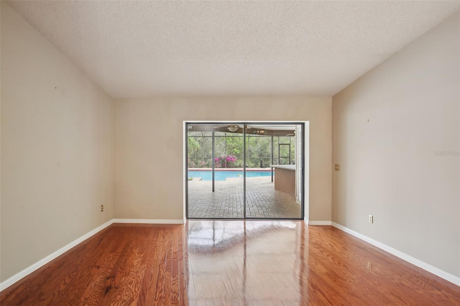 THE MANORS AT CRYSTAL LAKES - Residential