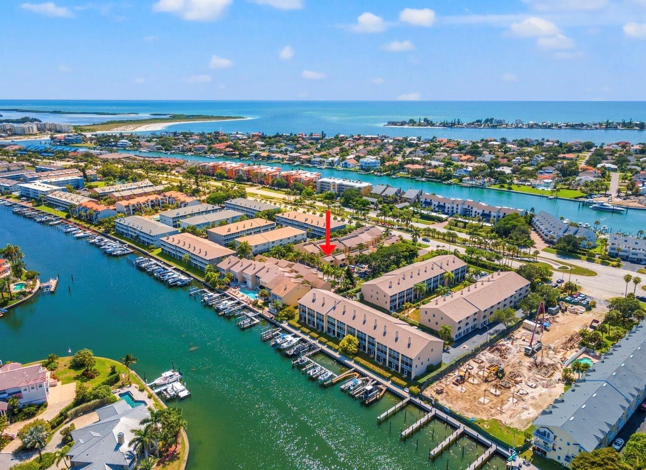 487 PINELLAS BAYWAY S 201