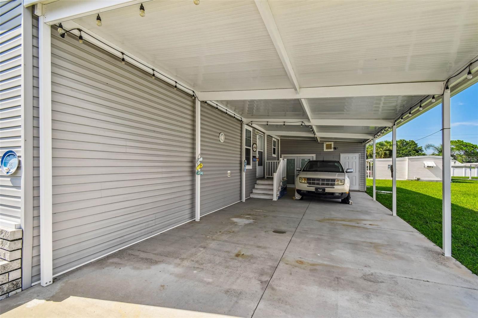 12651 SEMINOLE BOULEVARD 35