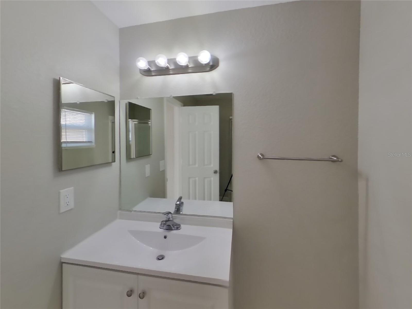 SPRING HILL - Residential Lease