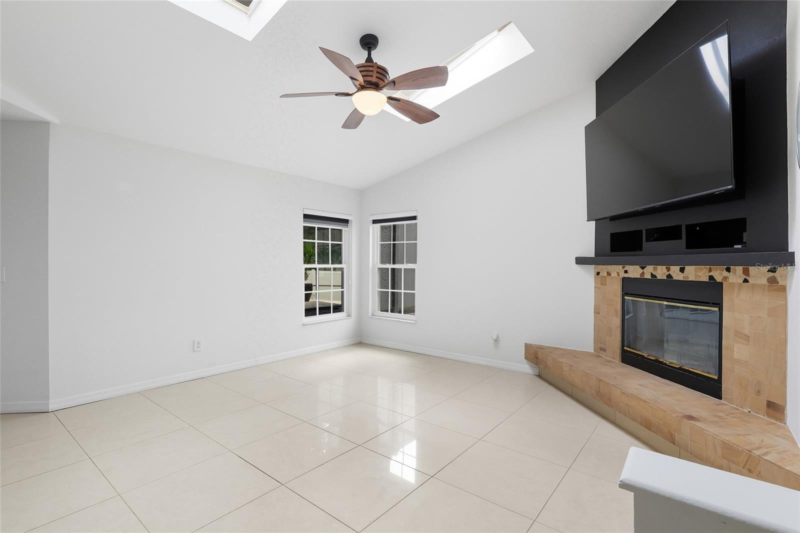 LITHIA RIDGE PH I - Residential