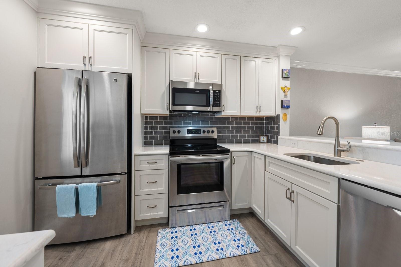 PINEHURST VILLAGE - Residential