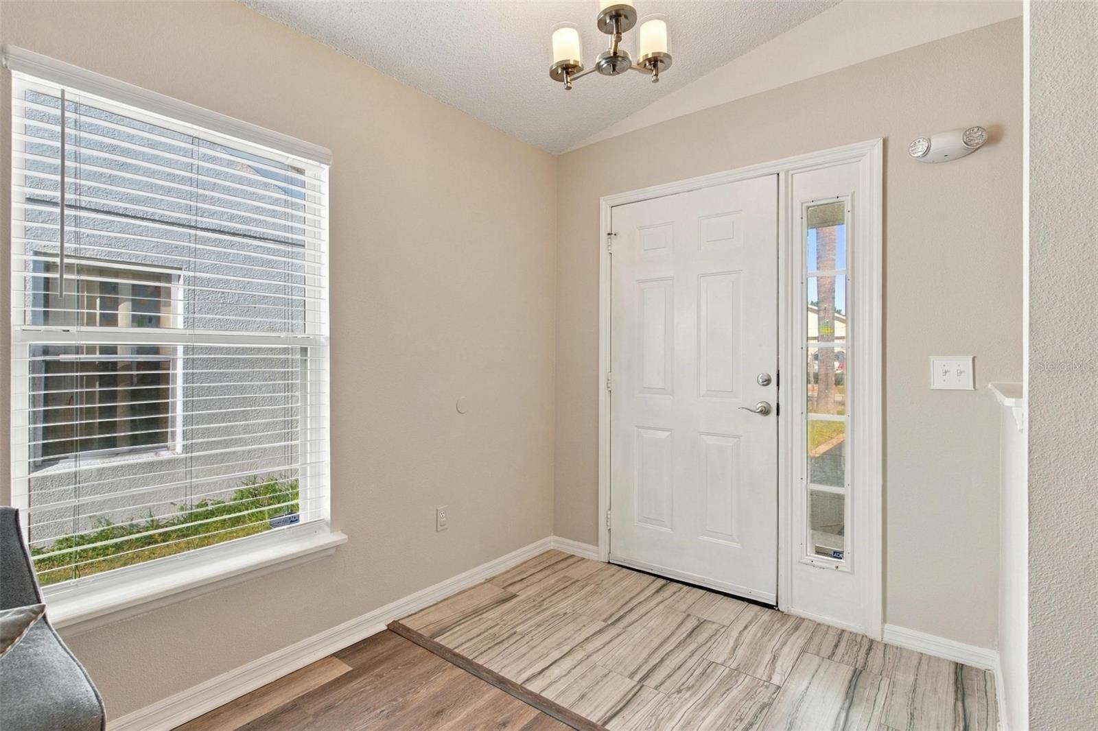 945 CLEAR CREEK CIRCLE