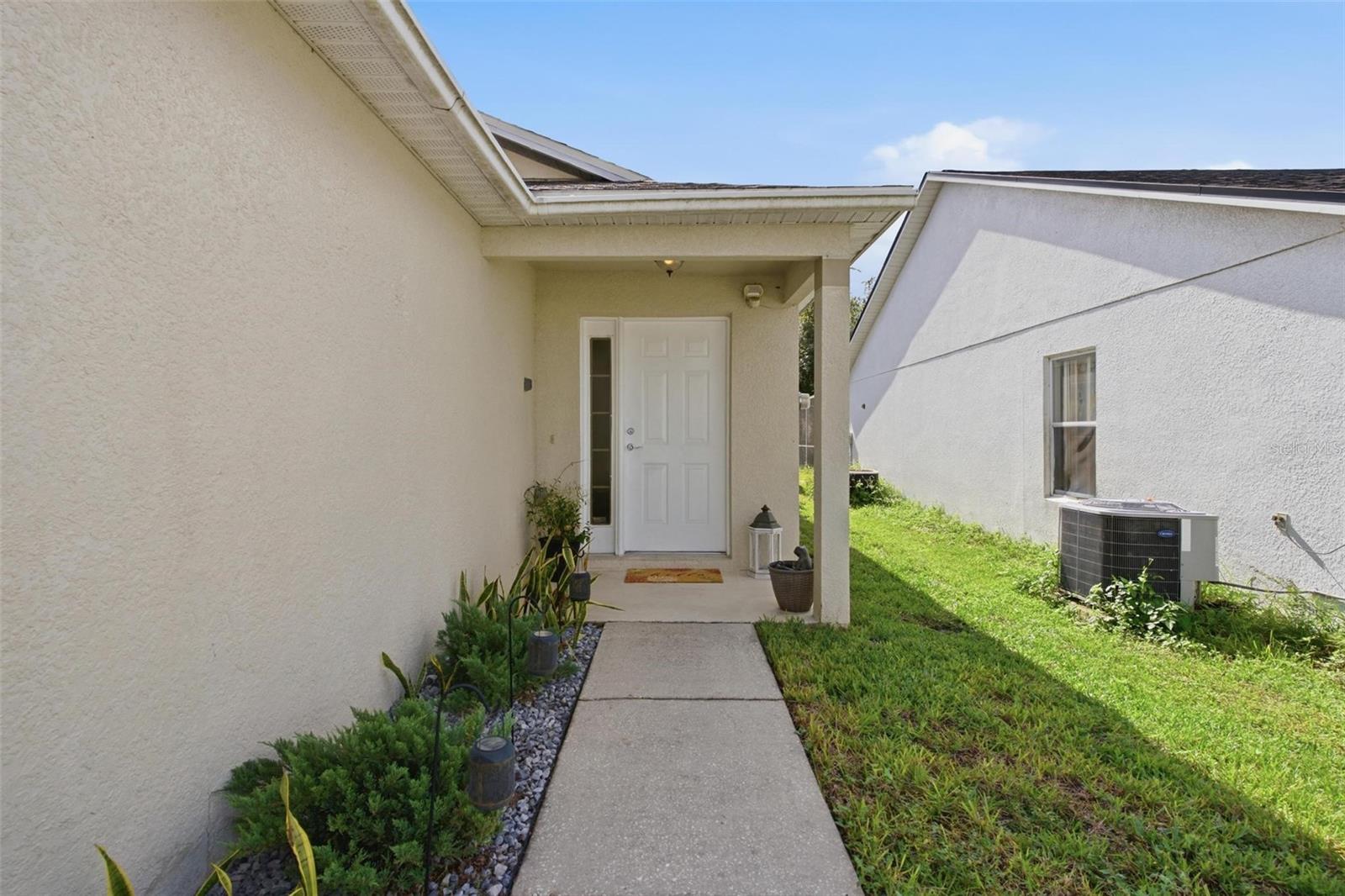 945 CLEAR CREEK CIRCLE