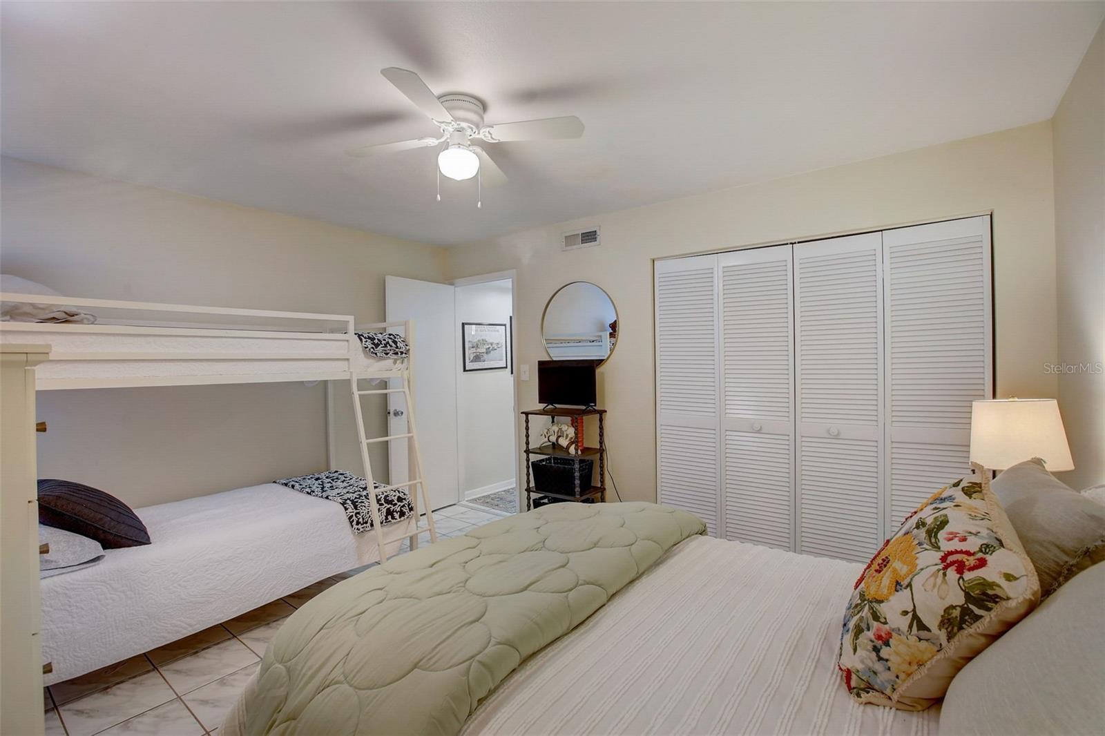 GLENEAGLES I CONDO - Residential