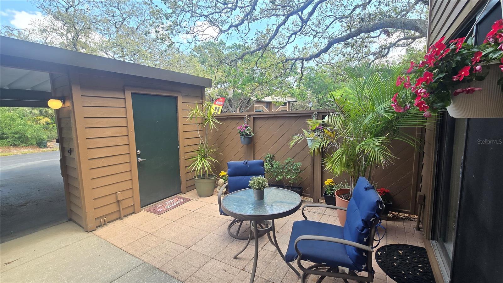 GLENEAGLES I CONDO - Residential