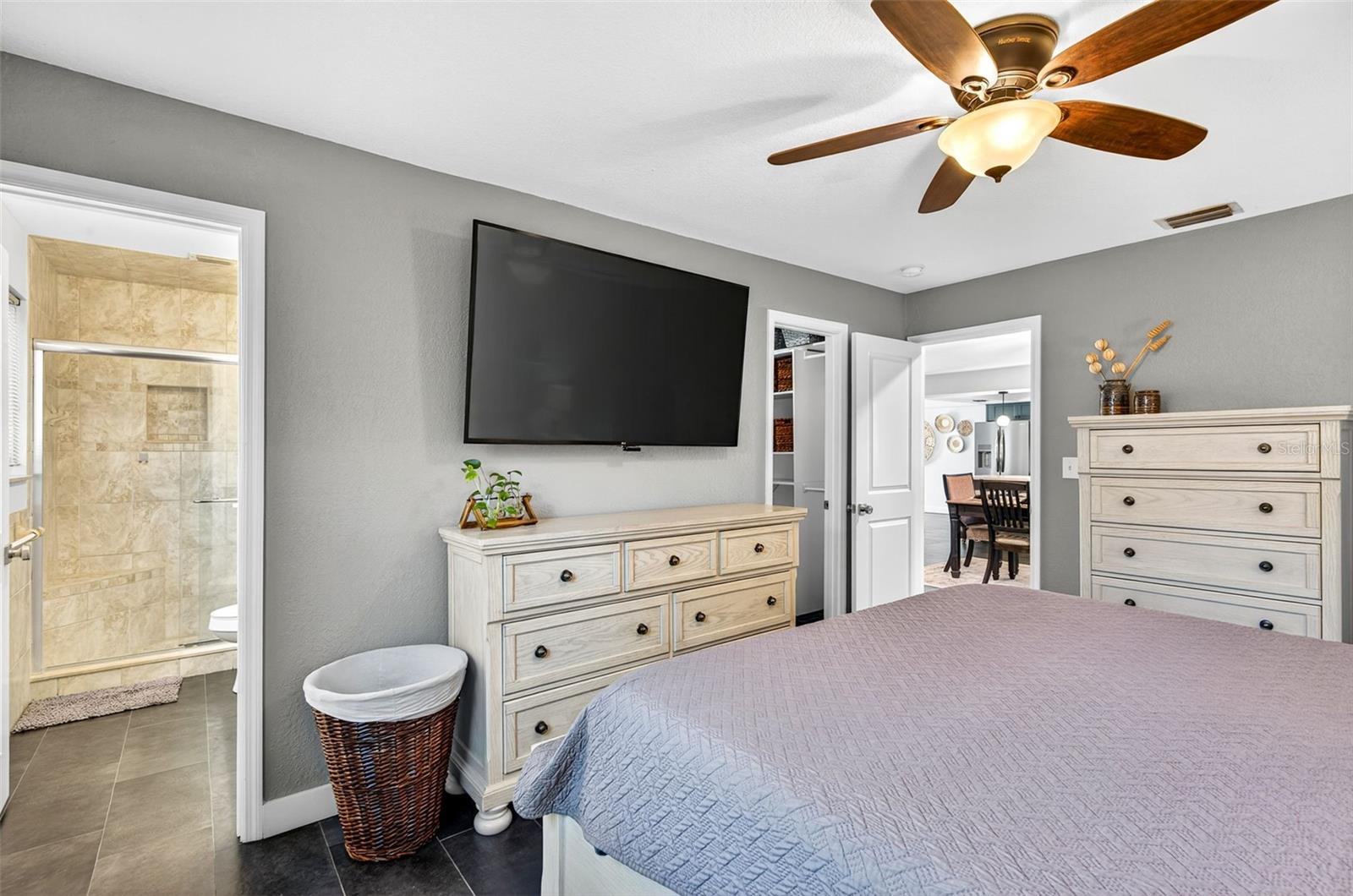 GULF BREEZE ESTATES - Residential